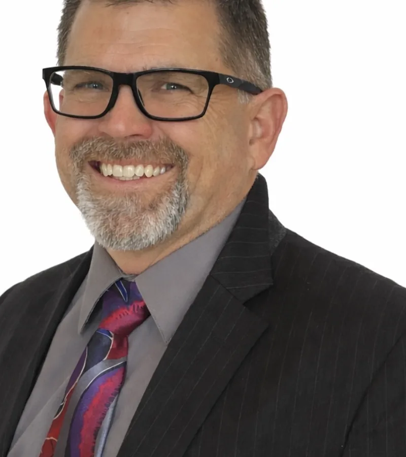 Portrait of Michael Knetzger