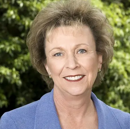 Headshot of Maggie Bailey, Ph.D.